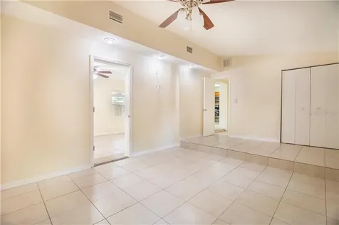 3210 36th Avenue N St Petersburg FL 33713