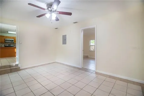 3210 36th Avenue N St Petersburg FL 33713