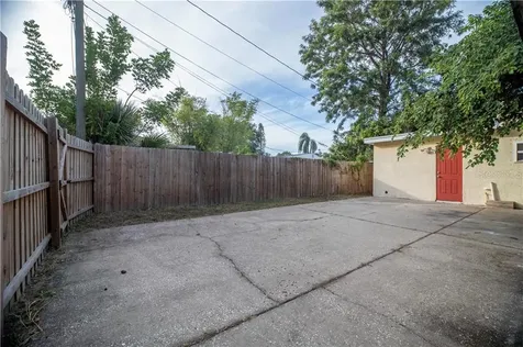 3210 36th Avenue N St Petersburg FL 33713