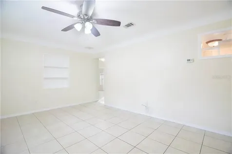 3210 36th Avenue N St Petersburg FL 33713