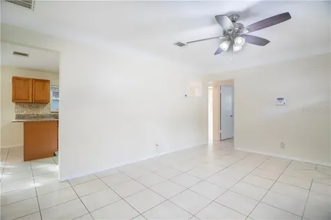 3210 36th Avenue N St Petersburg FL 33713