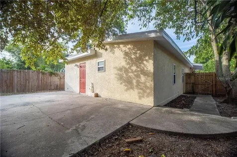 3210 36th Avenue N St Petersburg FL 33713