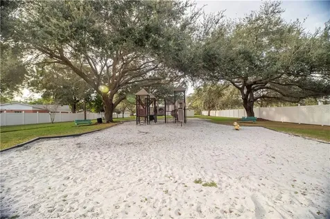 3210 36th Avenue N St Petersburg FL 33713