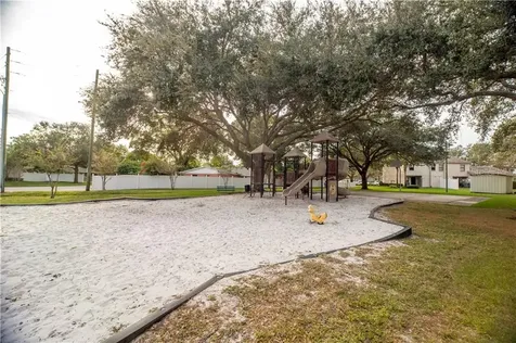 3210 36th Avenue N St Petersburg FL 33713