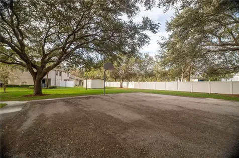 3210 36th Avenue N St Petersburg FL 33713
