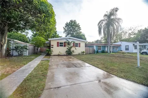 3210 36th Avenue N St Petersburg FL 33713