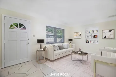 3210 36th Avenue N St Petersburg FL 33713
