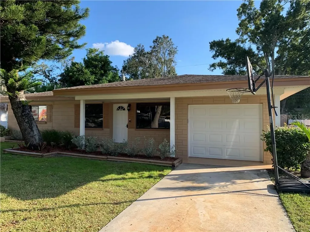 1231 10th Court SW Largo FL 33770