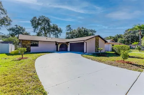 7290 57th Avenue N St Petersburg FL 33709