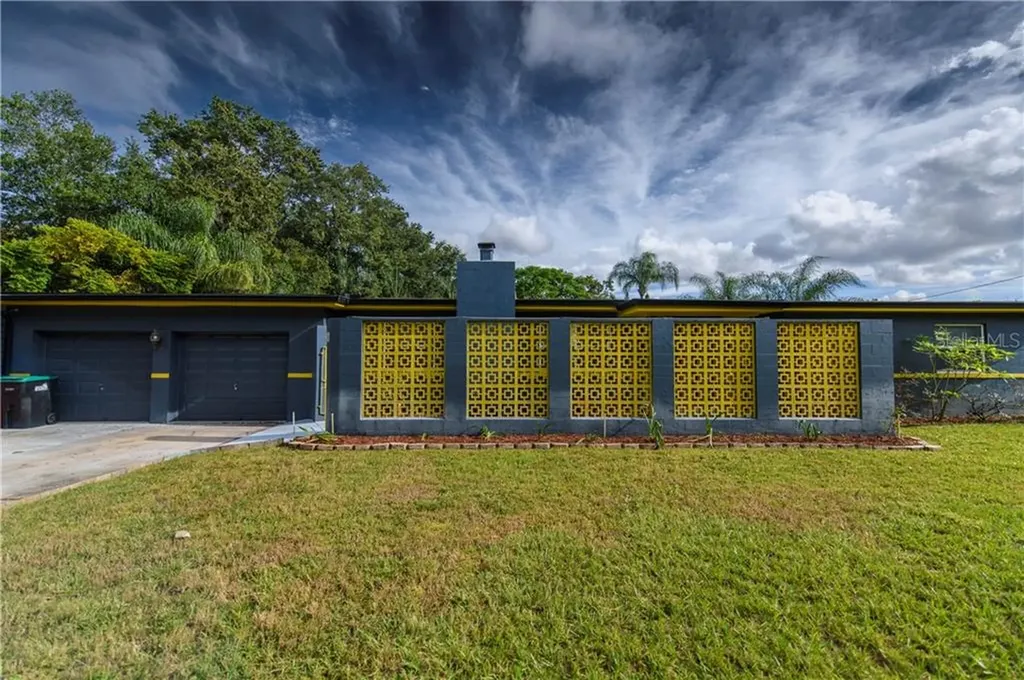 524 Kenmore Circle Orlando FL 32839