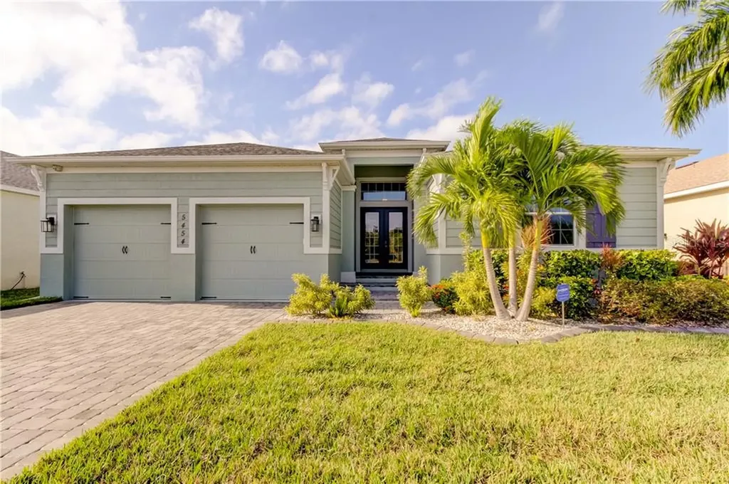 5454 56th Court E Bradenton FL 34203