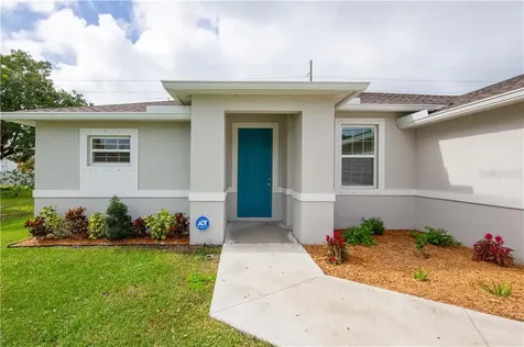 1724 Banyan Drive Venice FL 34293