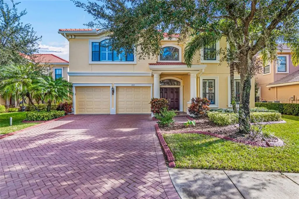 2715 Lakebreeze Lane S Clearwater FL 33759