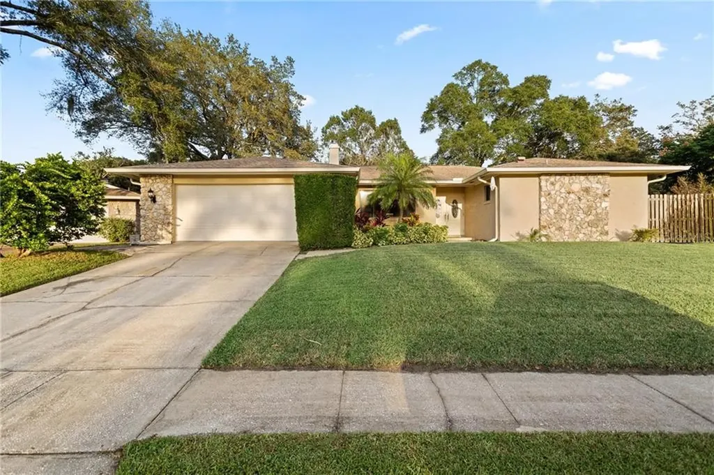 393 Barberry Lane Altamonte Springs FL 32714