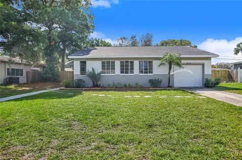 6132 5th Avenue N St Petersburg FL 33710