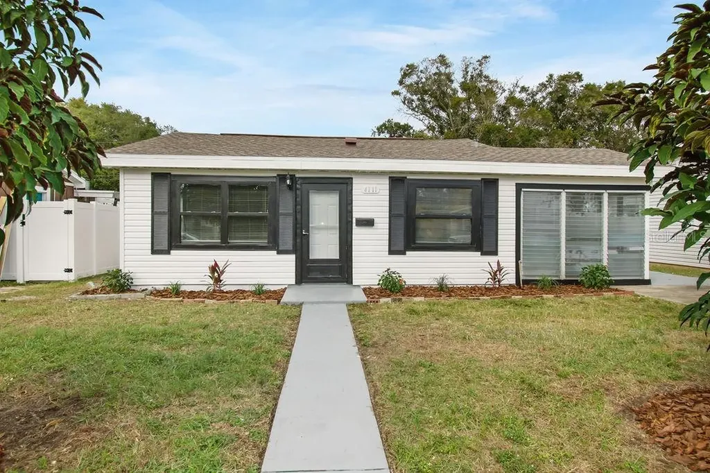 4111 6th Avenue N St Petersburg FL 33713