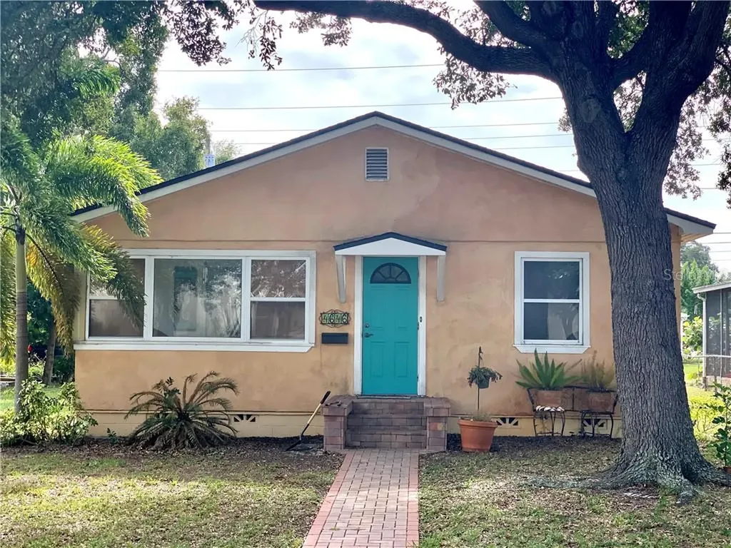 4646 13th Avenue N St Petersburg FL 33713