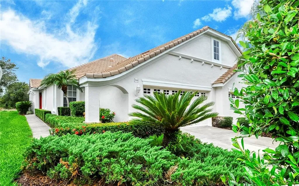 7018 Four Seasons Circle Lakewood Ranch FL 34202