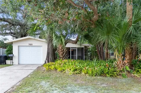 785 54th Avenue S St Petersburg FL 33705