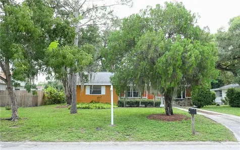 2646 Sydelle Street Sarasota FL 34237