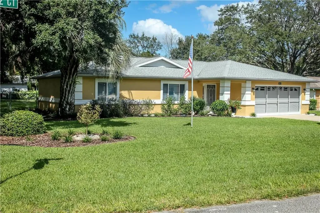 10537 SW 62nd Court Ocala FL 34476