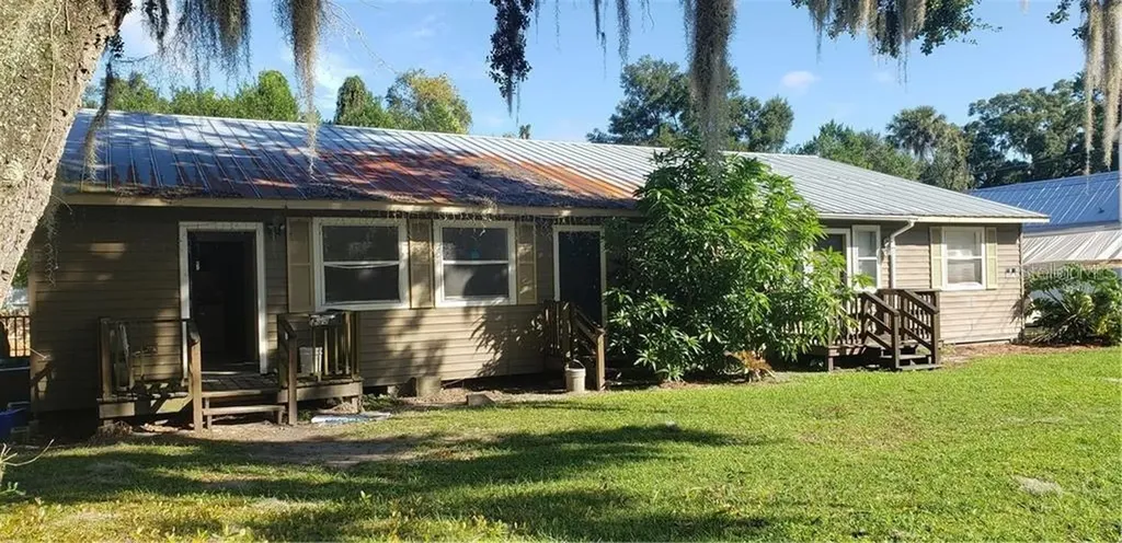 227 W Wisconsin Avenue Deland FL 32720