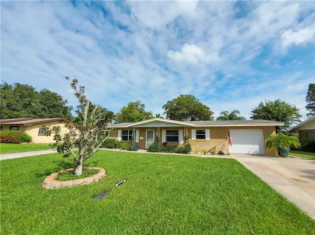 755 Avenue N SE Winter Haven FL 33880
