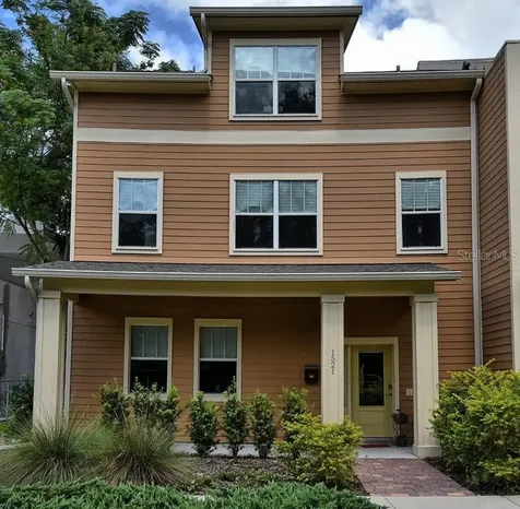 1521 Illinois Street Orlando FL 32803
