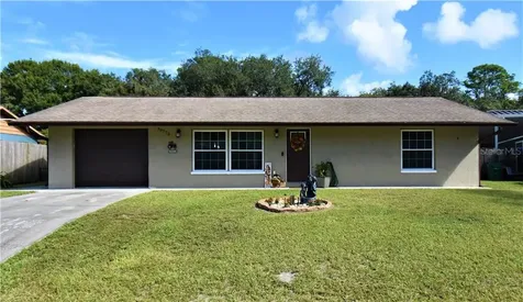 39772 Meadowood Loop Zephyrhills FL 33542
