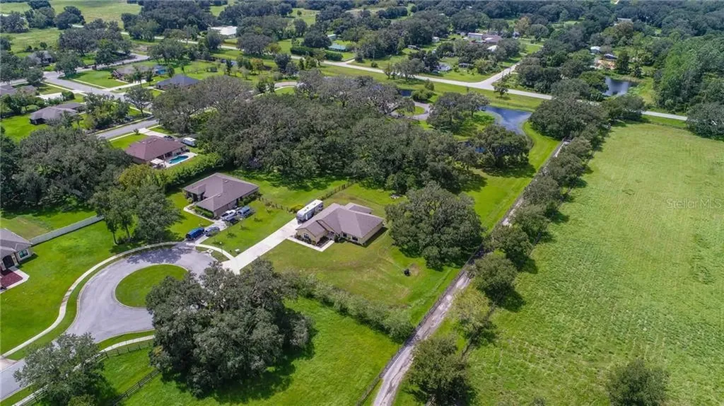 27950 Austin Woods Drive Dade City FL 33525