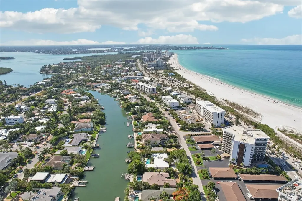 85 S Polk Drive Sarasota FL 34236