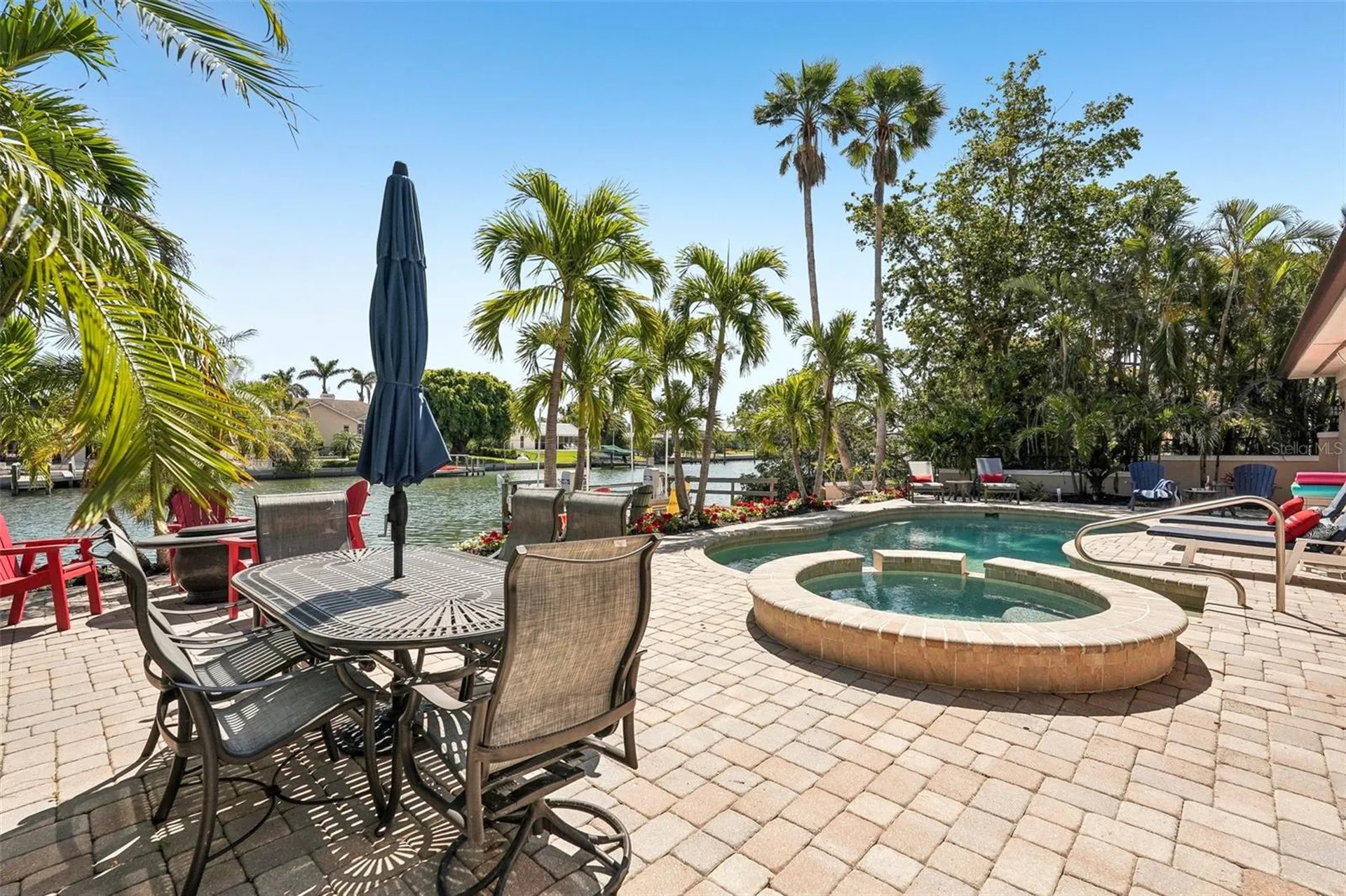 85 S Polk Drive Sarasota FL 34236