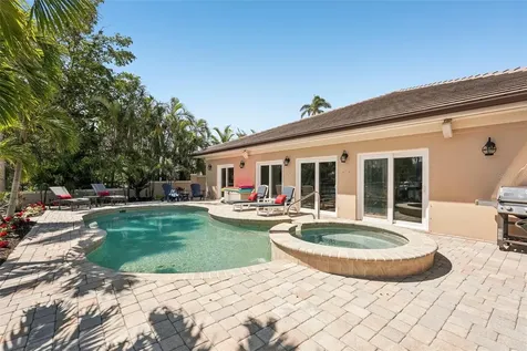 85 S Polk Drive Sarasota FL 34236