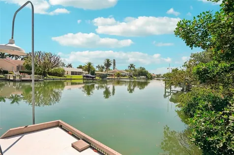 85 S Polk Drive Sarasota FL 34236