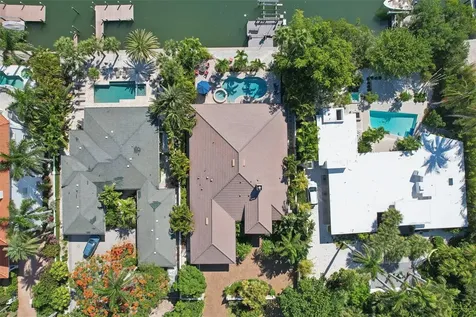 85 S Polk Drive Sarasota FL 34236