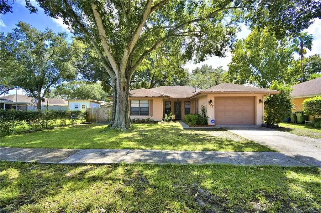 907 Sunshine Way SW Winter Haven FL 33880