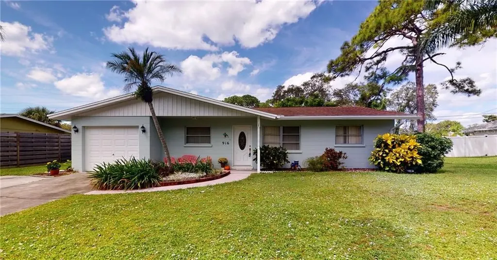 916 W Baffin Drive Venice FL 34293
