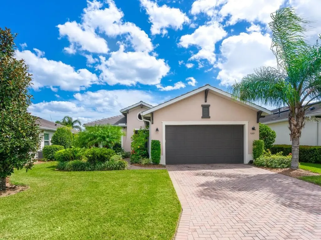 5005 Lake Overlook Avenue Bradenton FL 34208