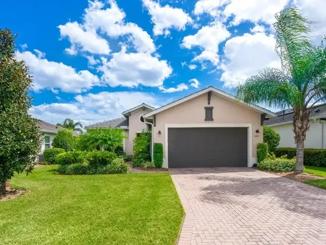 5005 Lake Overlook Avenue Bradenton FL 34208