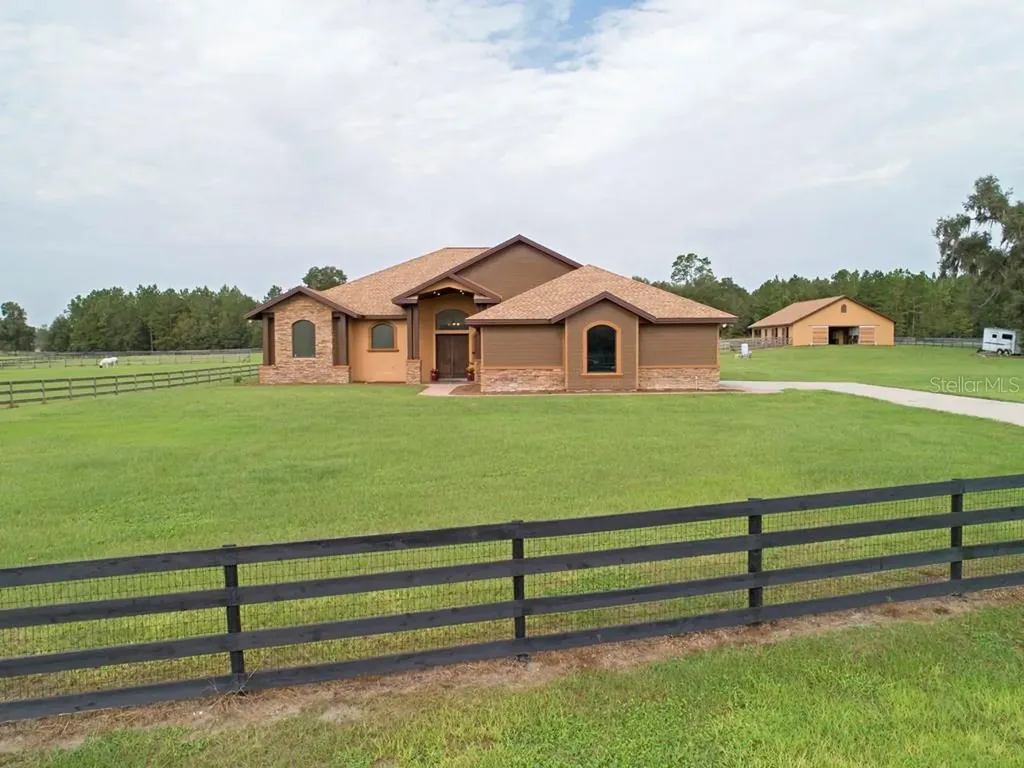 5754 NW 153rd Court Morriston FL 32668