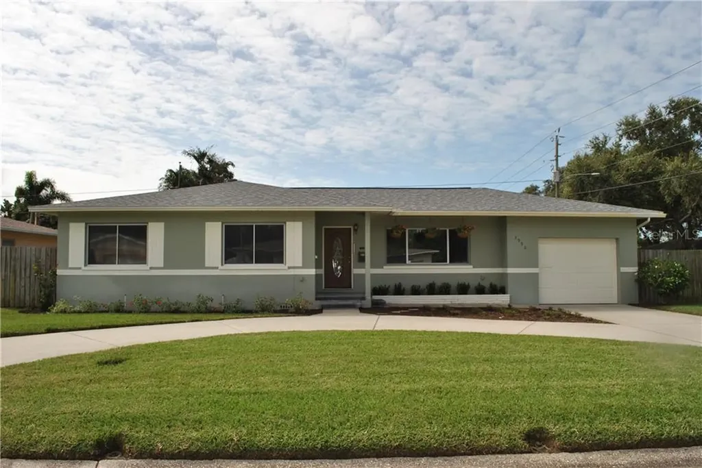 3990 27th Avenue N St Petersburg FL 33713