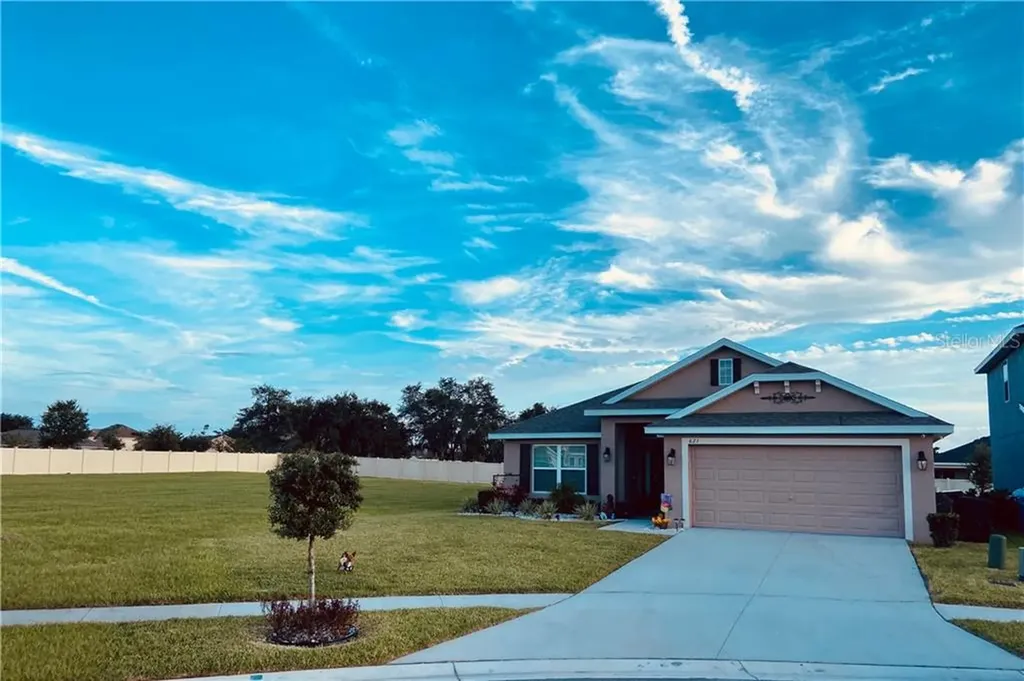 621 Meadow Pointe Drive Haines City FL 33844