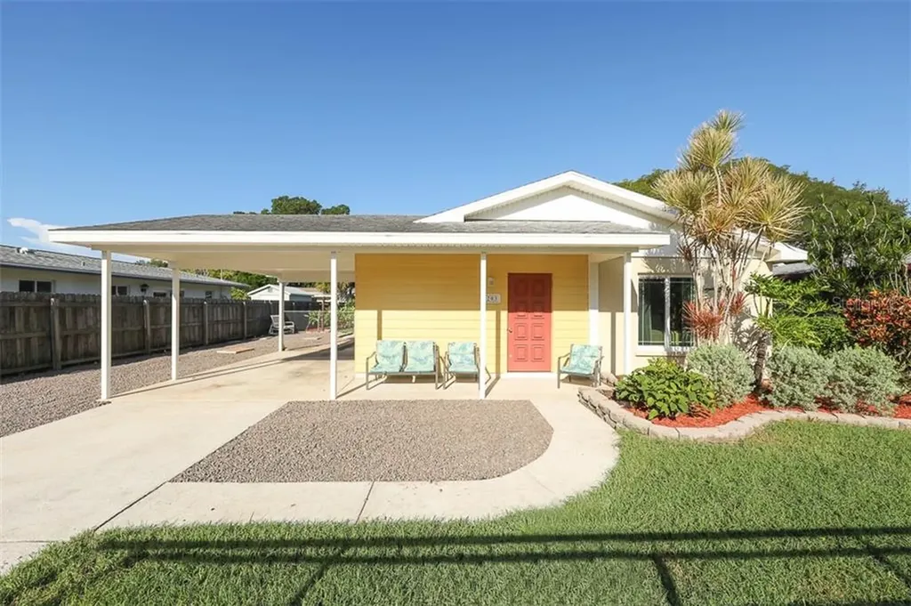 1203 22nd Avenue W Palmetto FL 34221