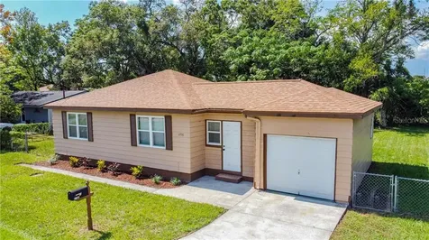 2706 Stallone Drive Tampa FL 33605
