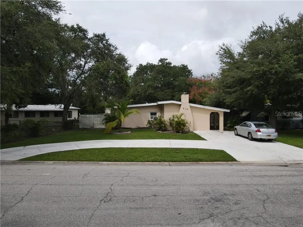 430 E Cornelius Circle Sarasota FL 34232