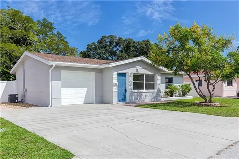 6081 38th Avenue N St Petersburg FL 33710