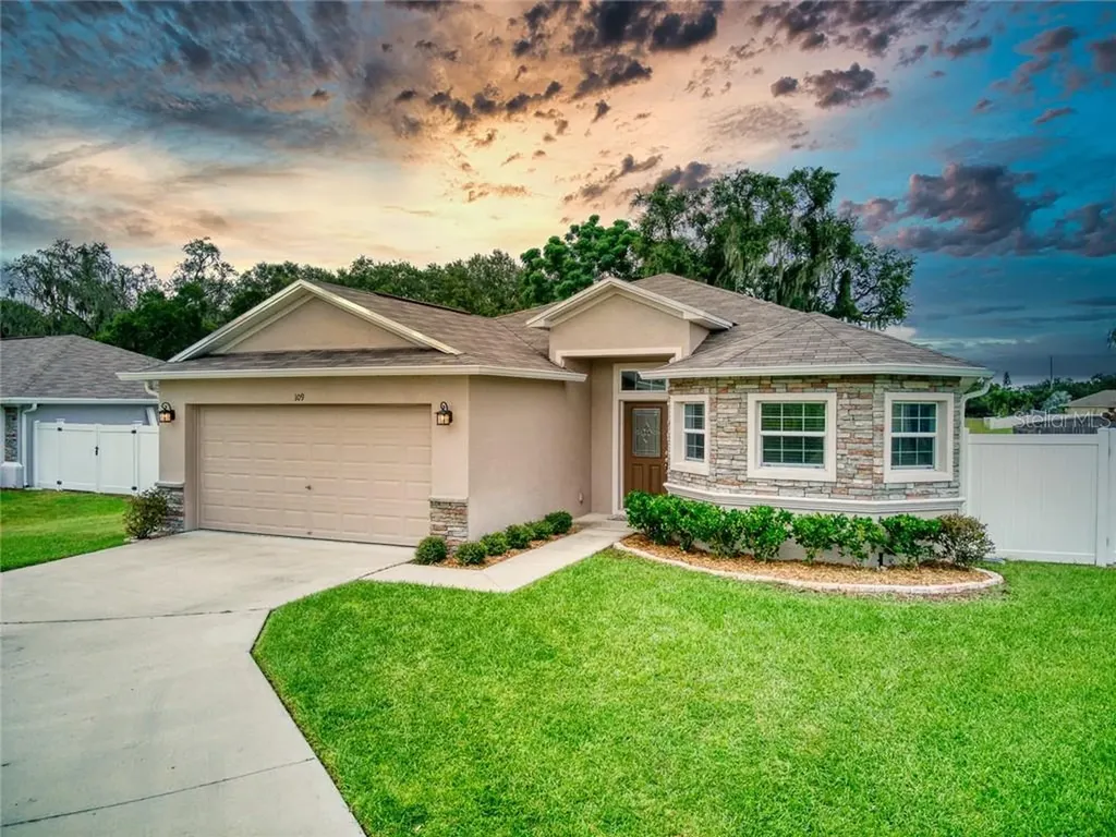 109 Majestic Gardens Court Winter Haven FL 33880