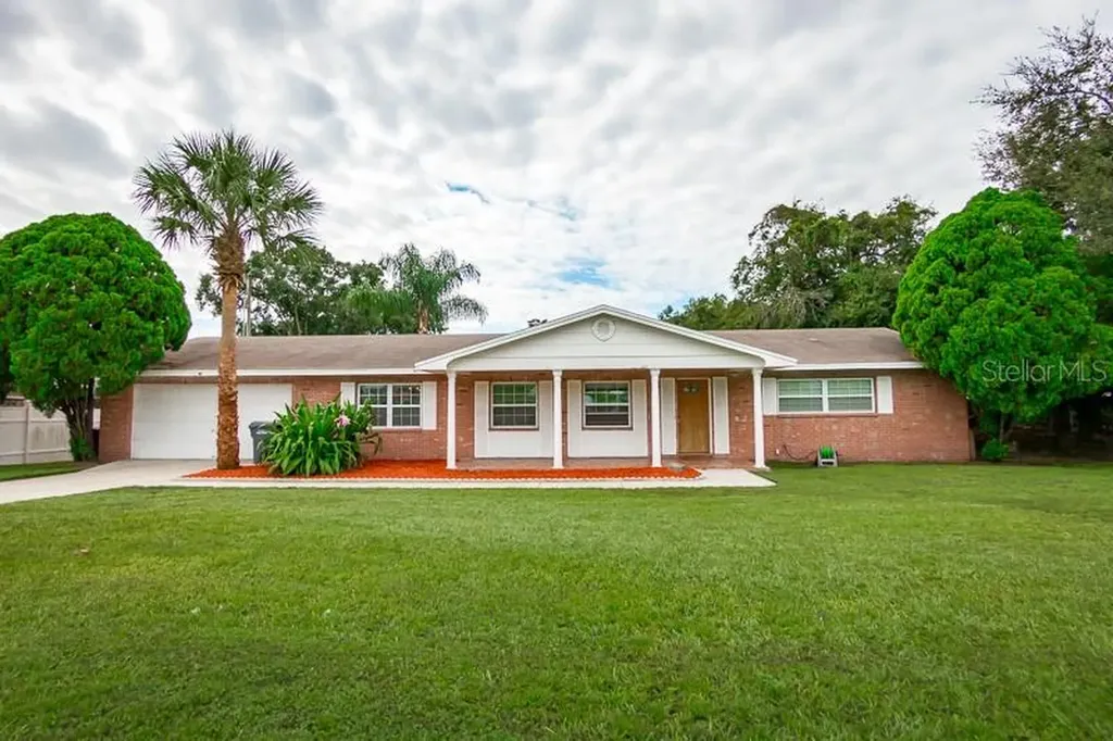 1023 Lake Miriam Drive Lakeland FL 33813