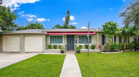 4101 Bay Street NE St Petersburg FL 33703