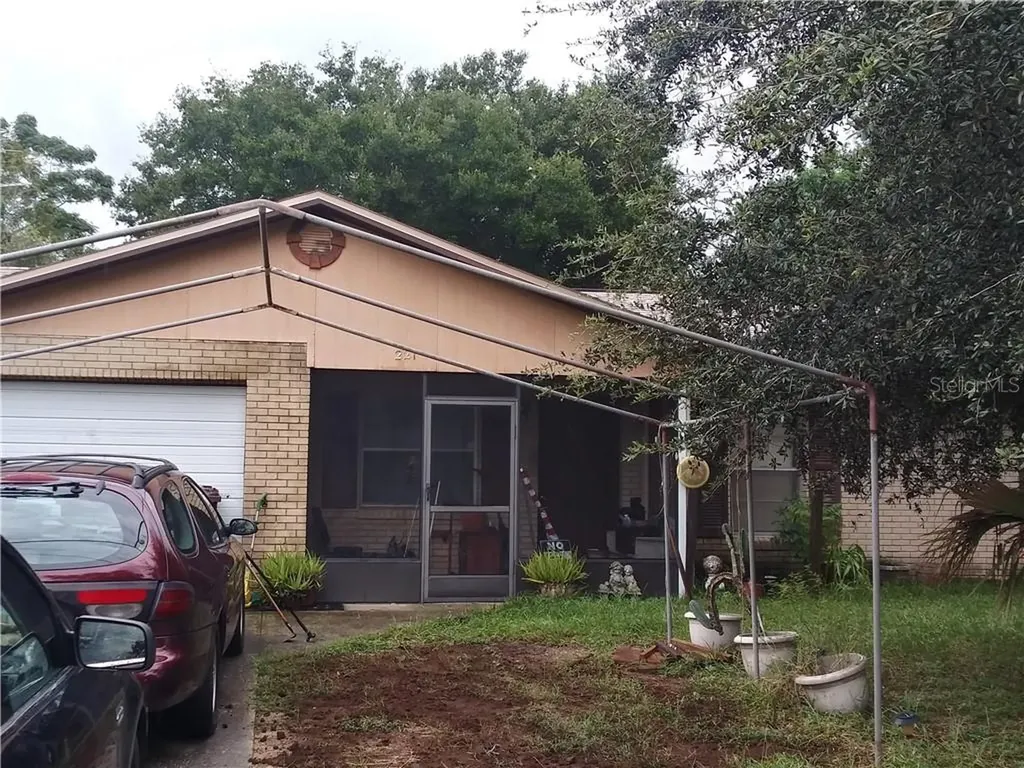221 Poinsettia Drive Haines City FL 33844